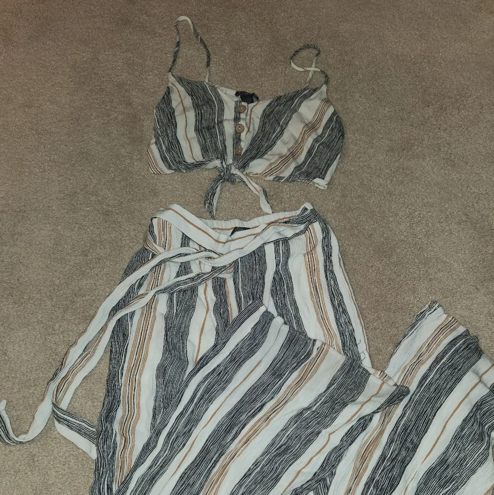 Matching set - Picture 3 of 6